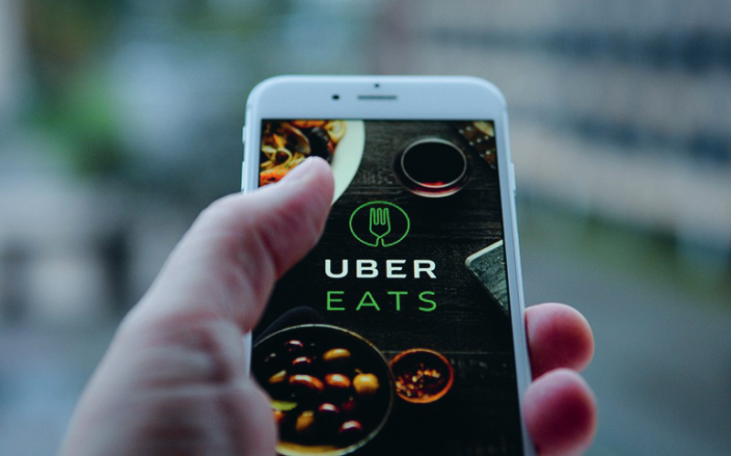 L’UMIH Paris-IDF et Uber Eats ensemble pour accompagner les restaurants dans la livraison à domicile
