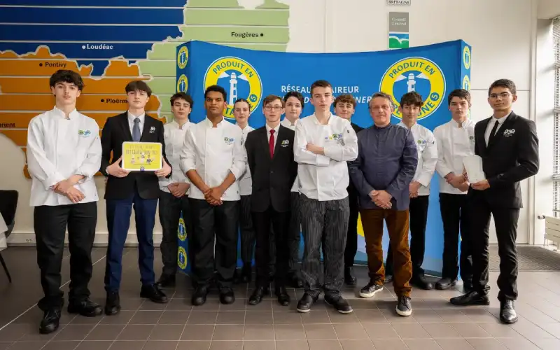 Les équipes du concours des Jeunes Talents de la Restauration. Crédits : Concours des jeunes talents de la restauration Bretagne.