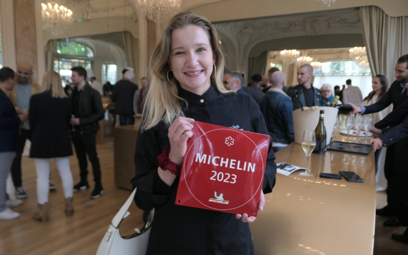 Metro France remet les plaques Michelin aux lauréats d’Île-de-France