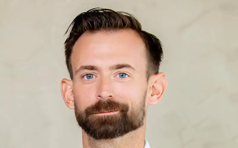 julien barthelemy directeur restauration arev saint tropez