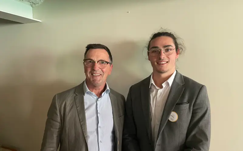 Dominique Furlan et Louison Bosse-Platière, respectivement président et animateur de la Fédération nationale des producteurs et élaborateurs de crémant (FNPEC), ont évoqué la vendange 2026