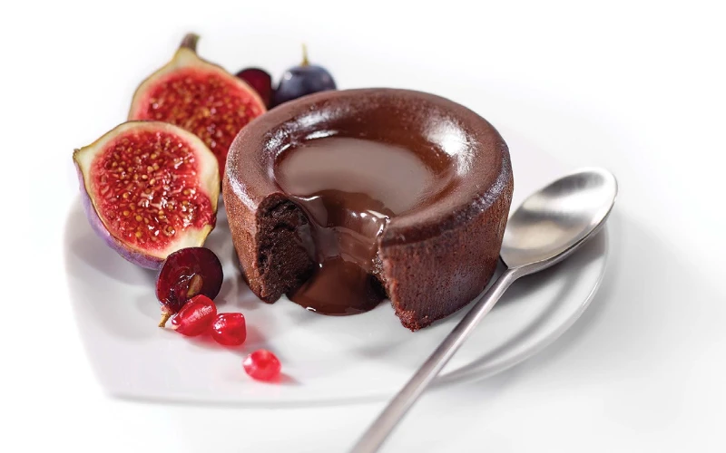 Atelier de fabrication de desserts surgelés de Saga Chocolat