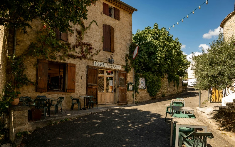 Café rural. Crédit : Unsplash.